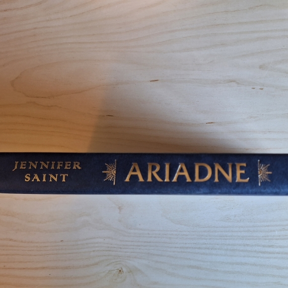 Ariadne By Jennifer Saint - Myth Fiction Novel - Hardcover with Dust Jacket - Picture 7 of 7